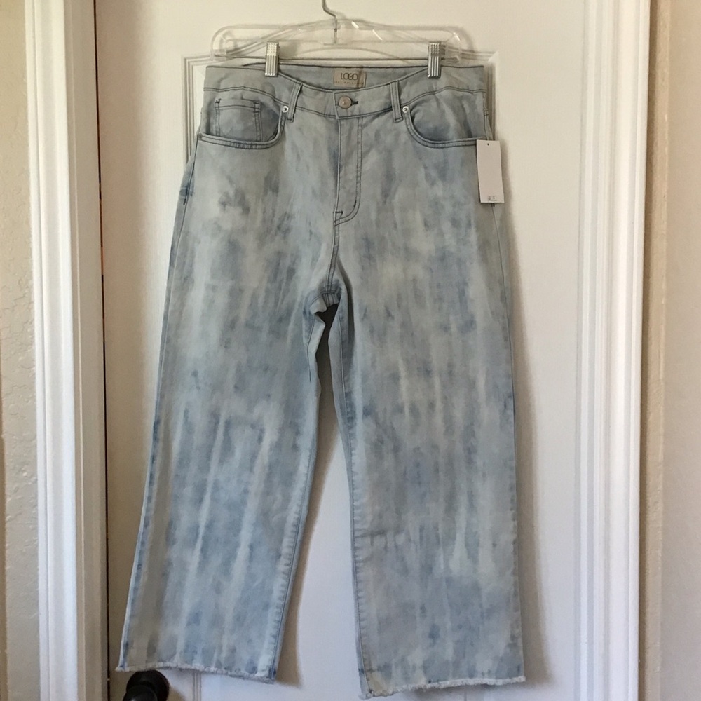 LOGO by Lori Goldstein Relaxed Light Wash Jeans